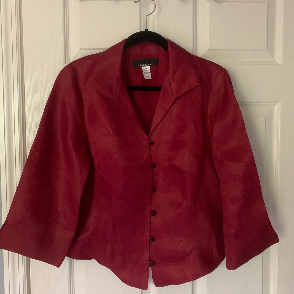 EUC 100% Silk wine red blouse from Jones New York size 14
